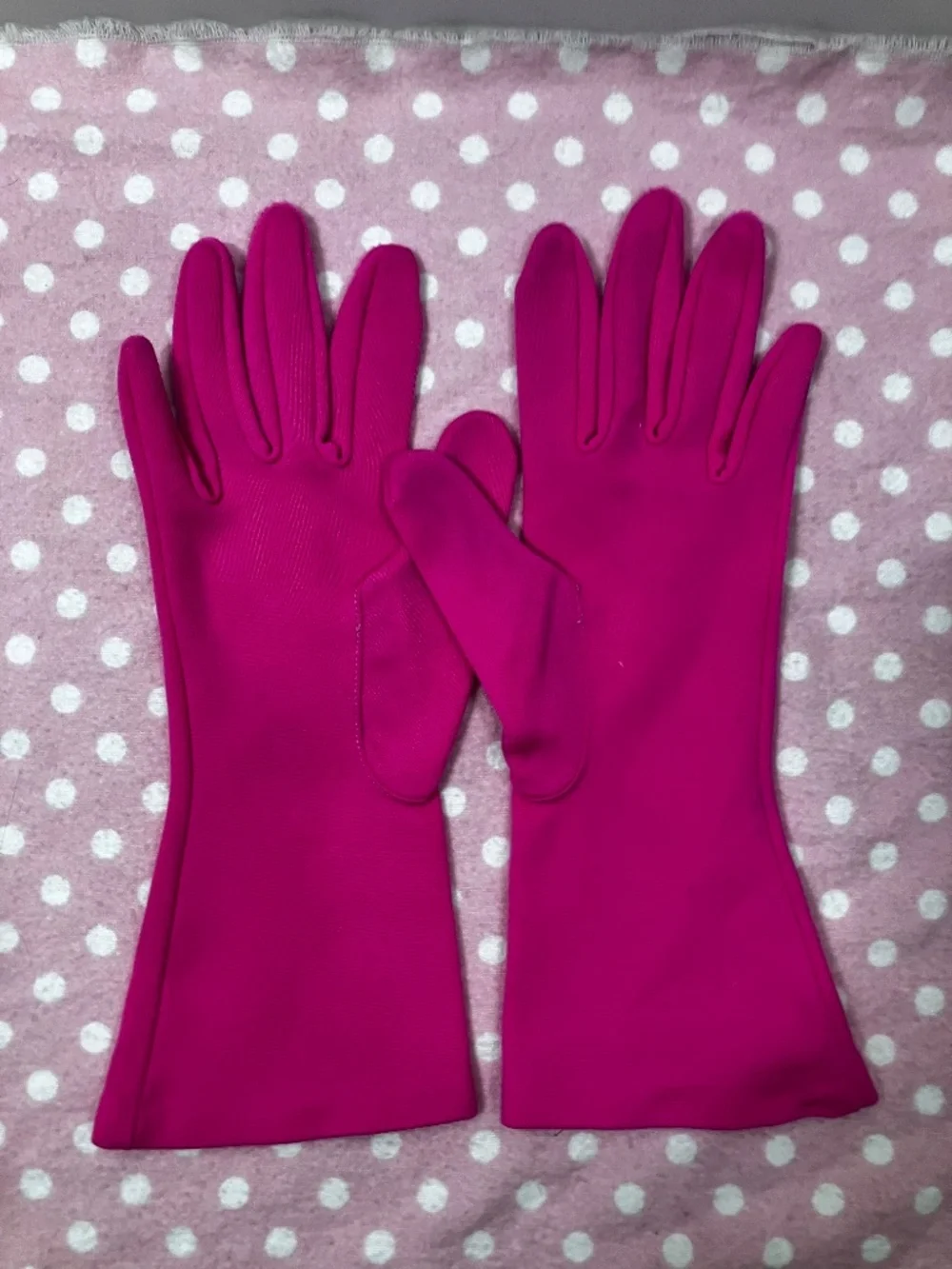 Hot PINK Vintage Ladies Gloves 7